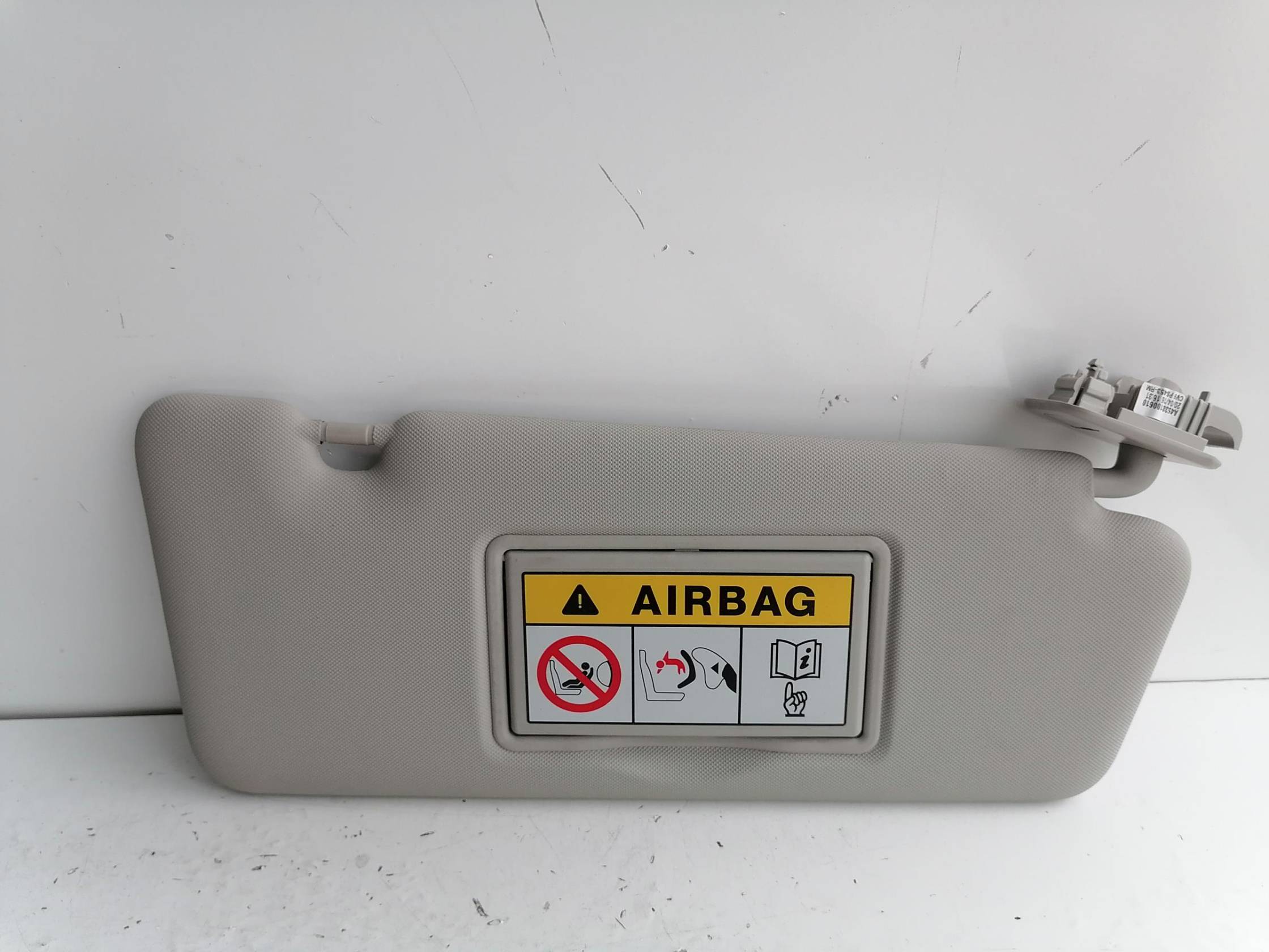 Aletta parasole parabrezza dx.